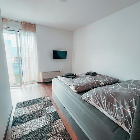 Vienna Shopping Center 3 Apartment Экстерьер фото